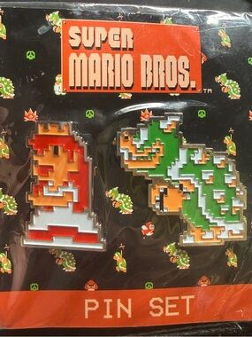 Super Mario Brothers Pin Set NEW IN PACKAGE